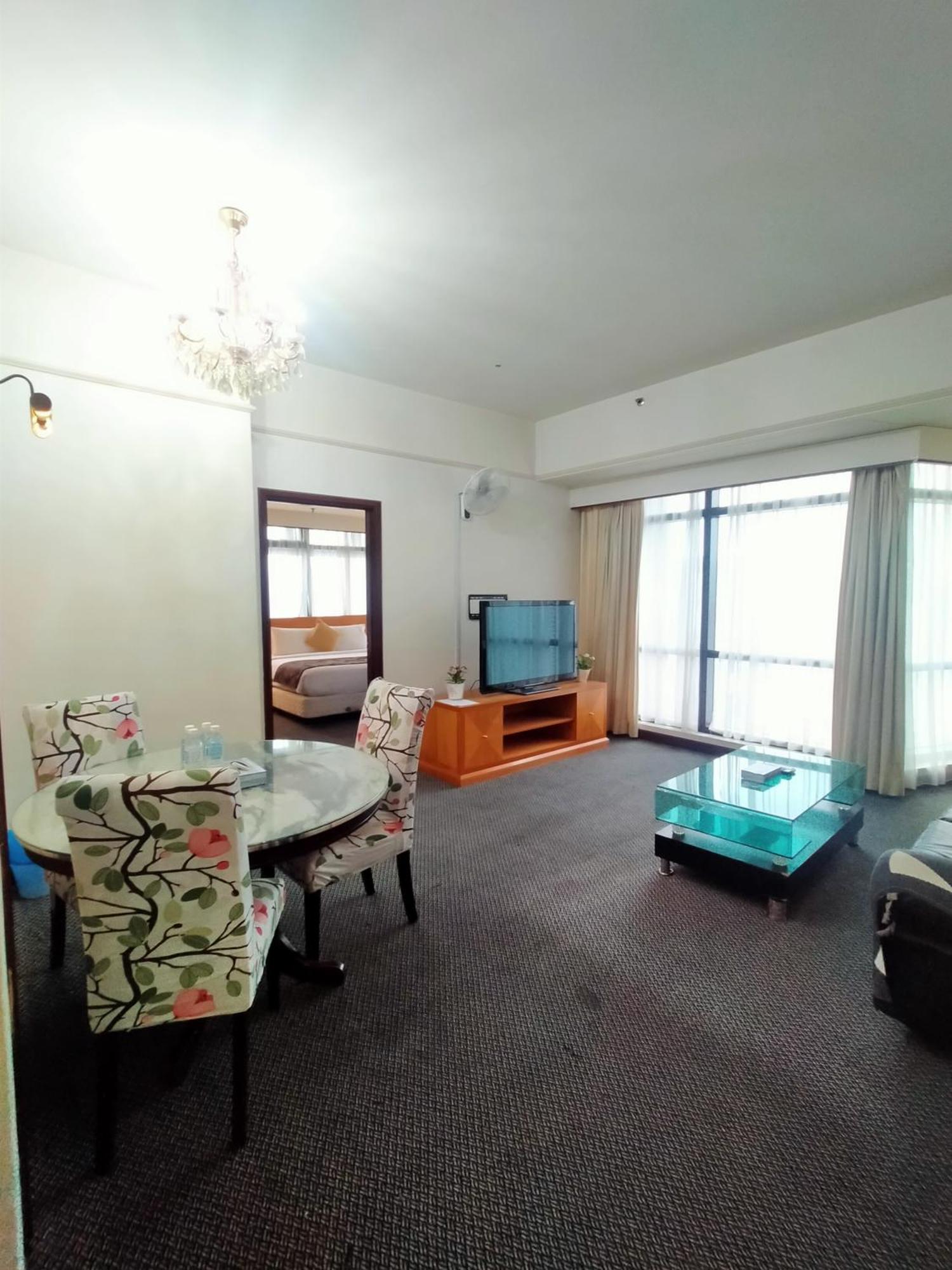 Apartment Kl Season At Times Square